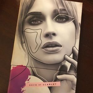 Deck of scarlet palette